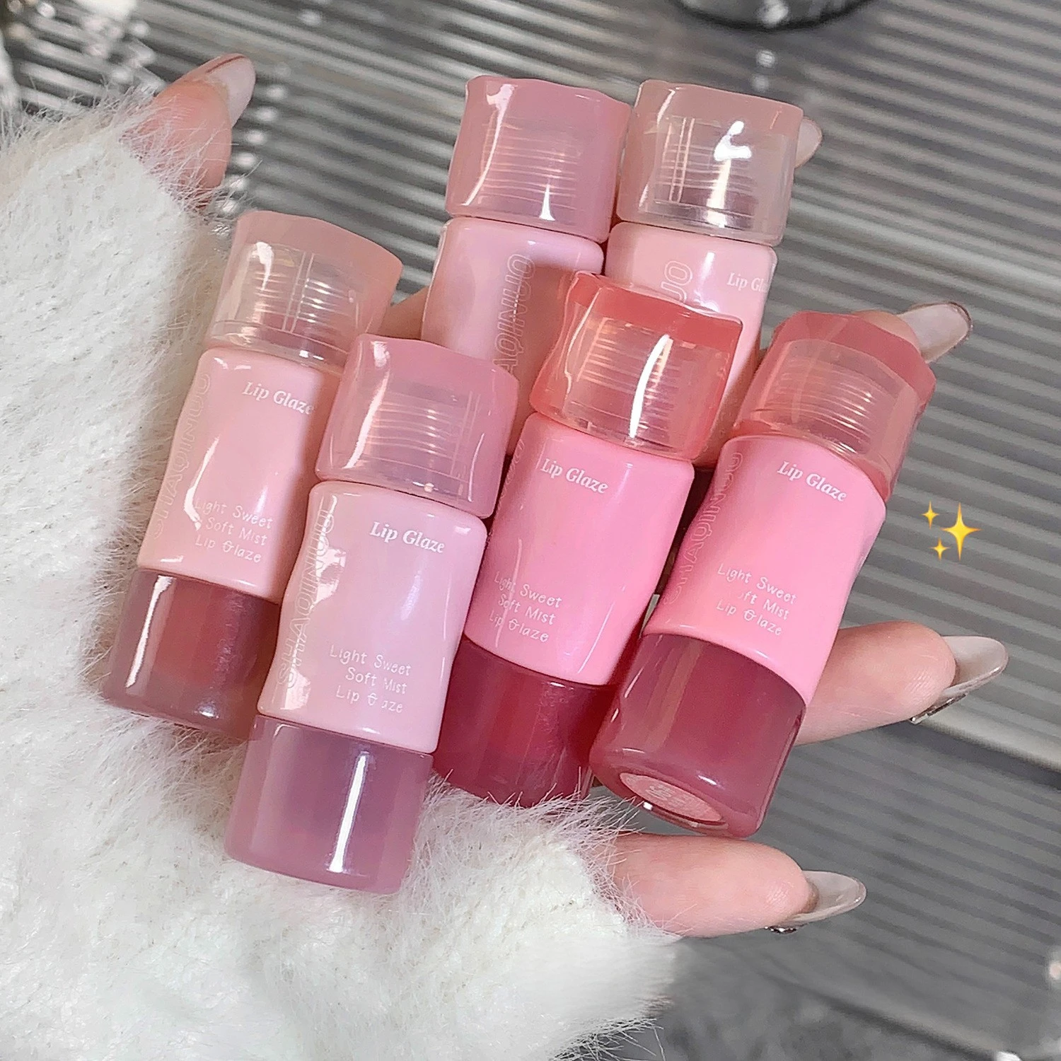 Private Label Vegan Organic Non-Stick Waterproof Lip Gloss Set Long Lasting Liquid Color Pink Red velvet Matte Lip Glaze