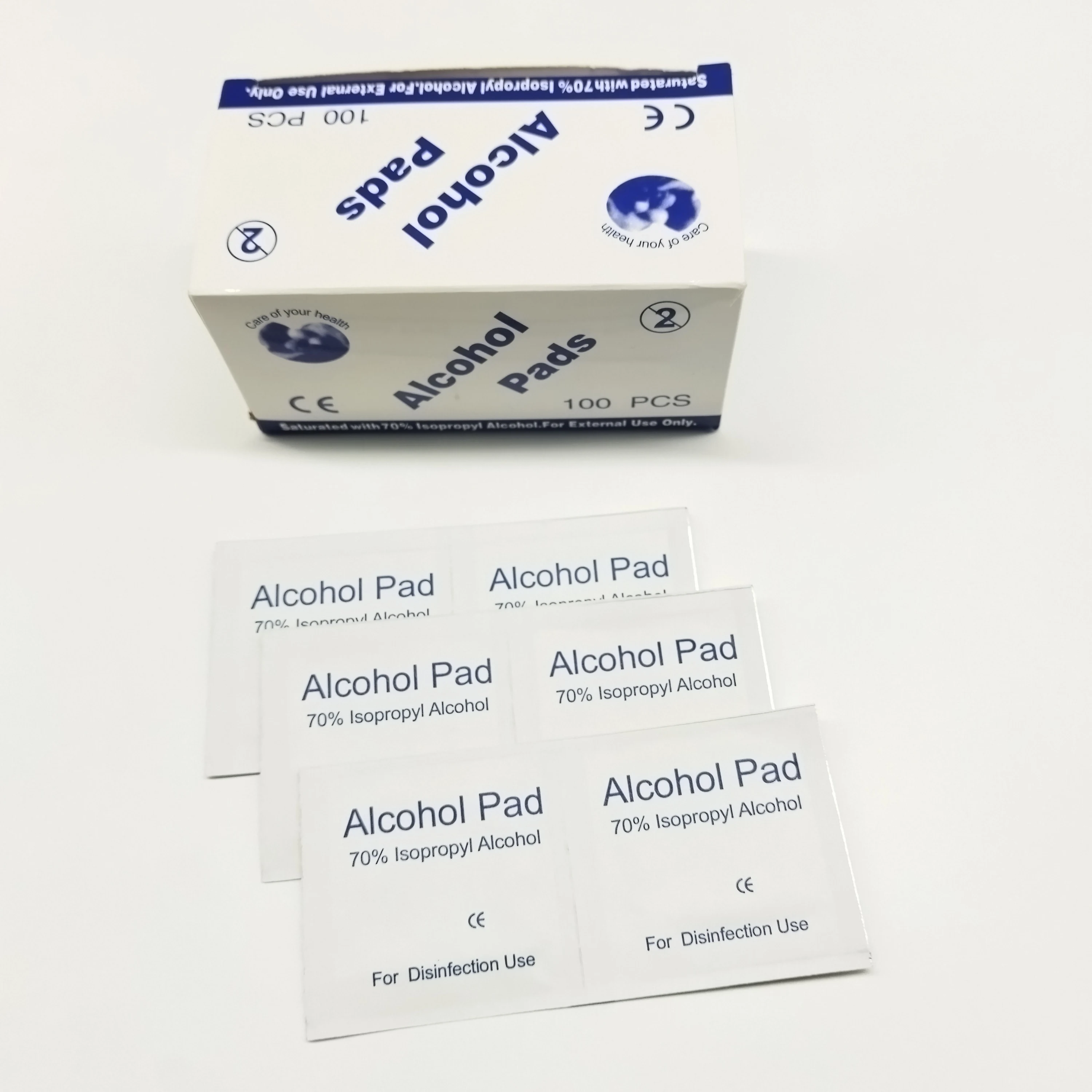 Alcohol Pads Saturated With 70% Isopropyl Alcohol Medical Disposable Alcohol Pad For wiping and disinfection