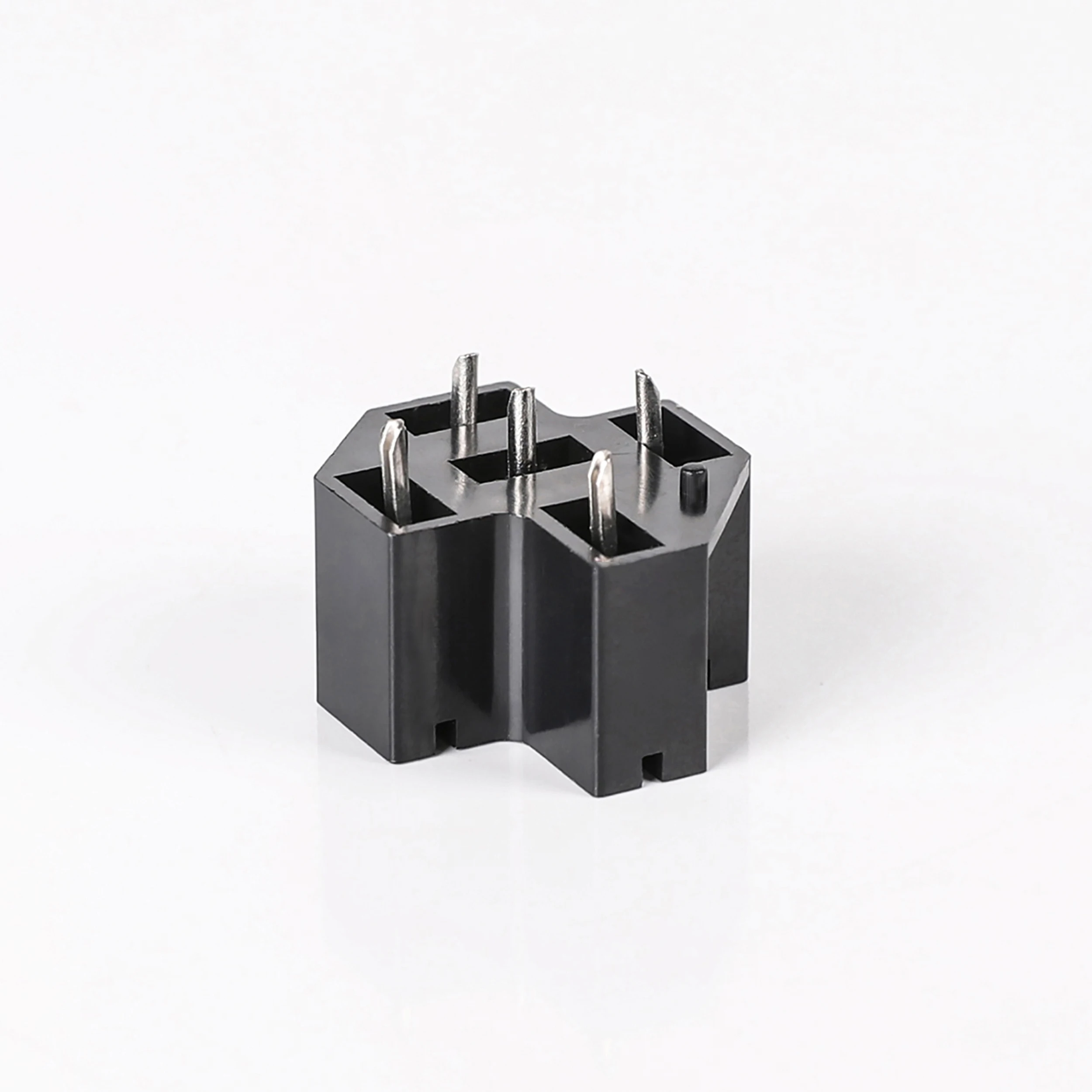 Automotive relay sockets 5 pins with 5 holes 6.3mm PCB type base for relay connecter