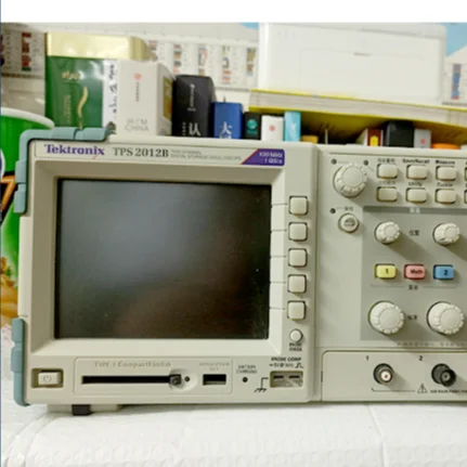  Цифровой осциллограф Tektronix TPS2012B