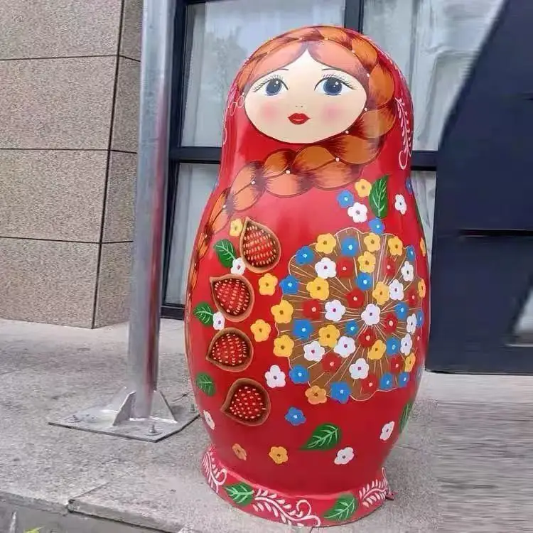 Большая русская матрешка