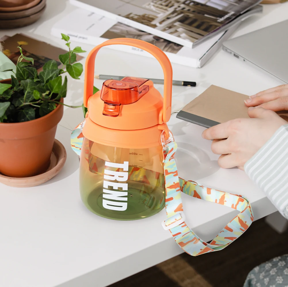 Wholesale Children and Mother Outdoor Activities BPA Free PC/SK/TRITAN Materials Plastic Water Bottle