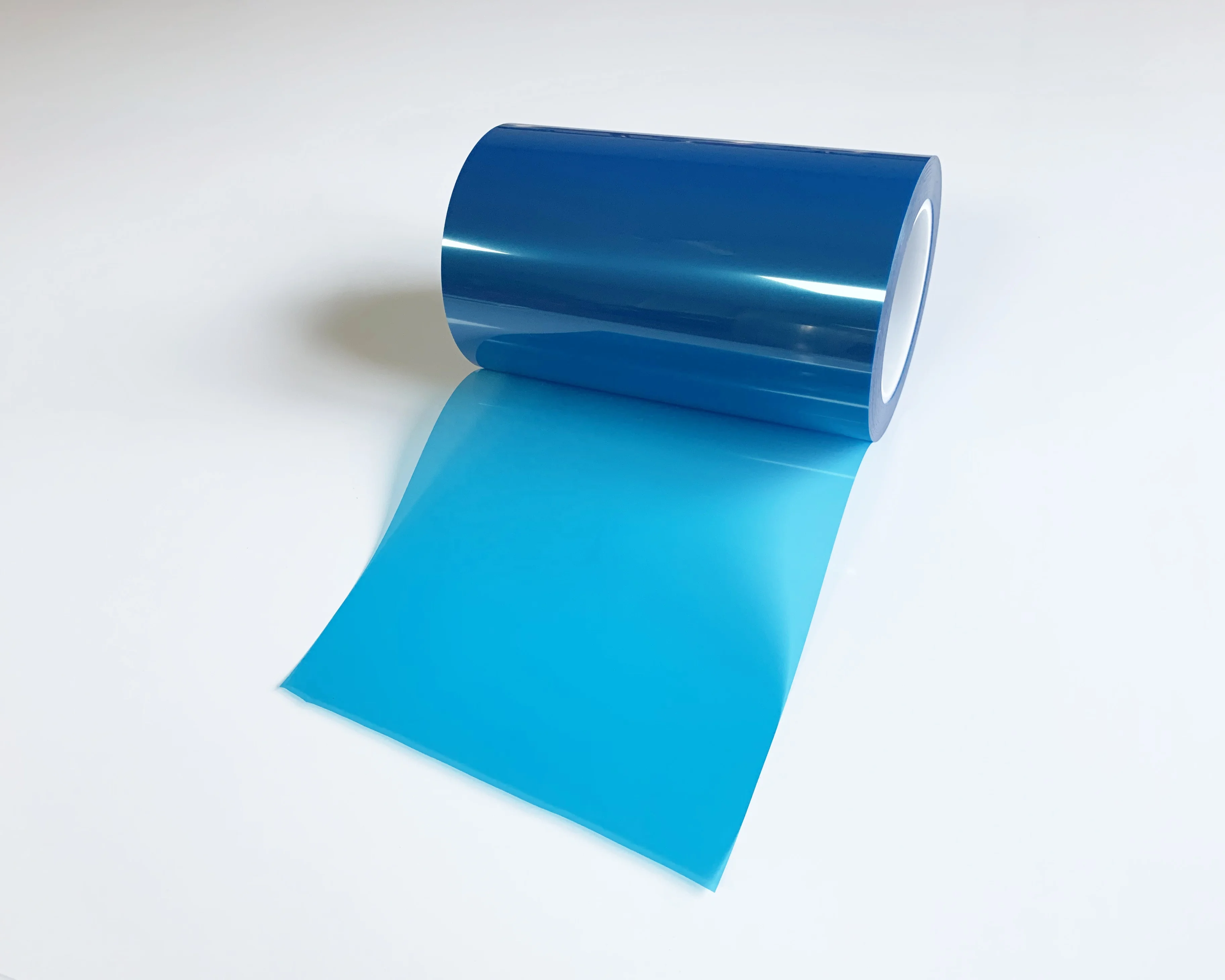 Blue customizable Silicone Quality Control 55um pet film plastic rolls pet diffusion film plastic film packaging materials