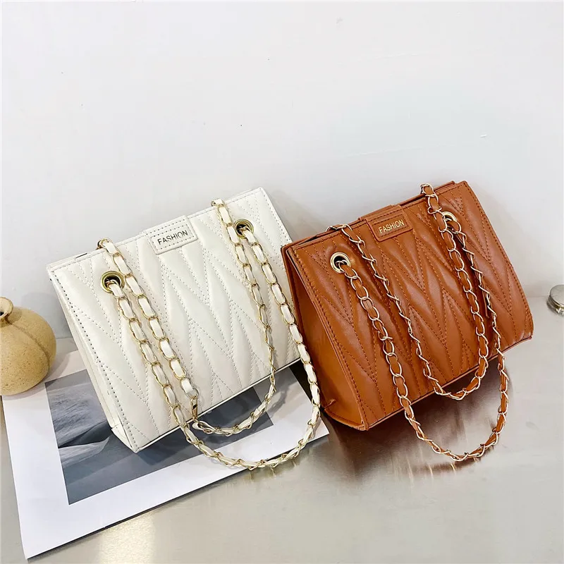 Wholesale cheap designer luxury wallet Fashion lady chain Shoulder Bag  Handbag woman