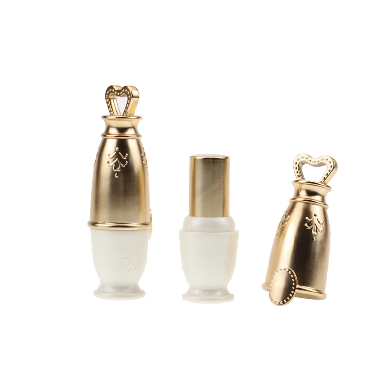 CF wholesale plastic egg shaped plastic liquid white tube lipstick royal gold empty lipstick tubes containers luxury
