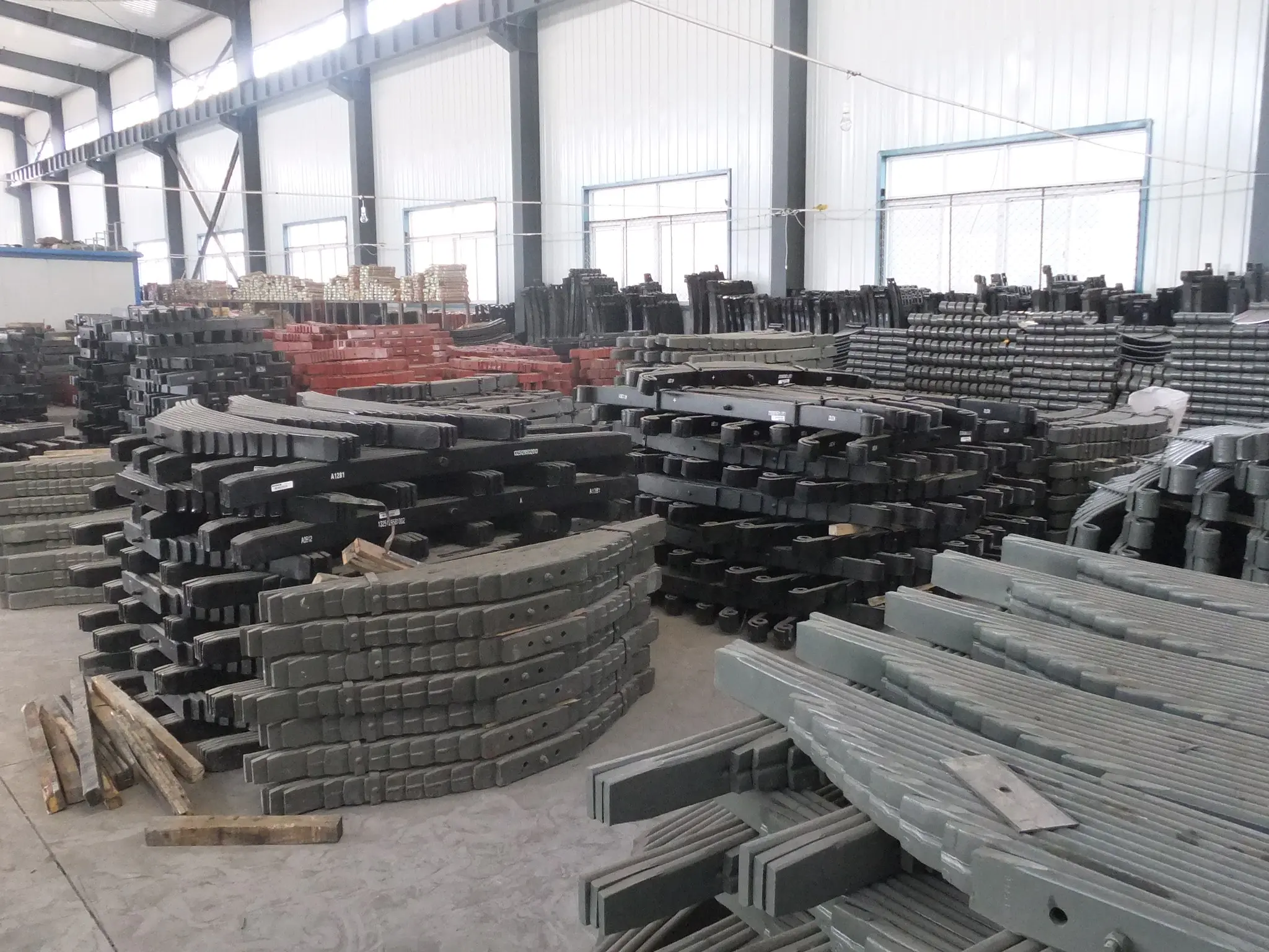 automobile machinery F11 ZK6116D bus 2902-00353 front 1st leaf spring