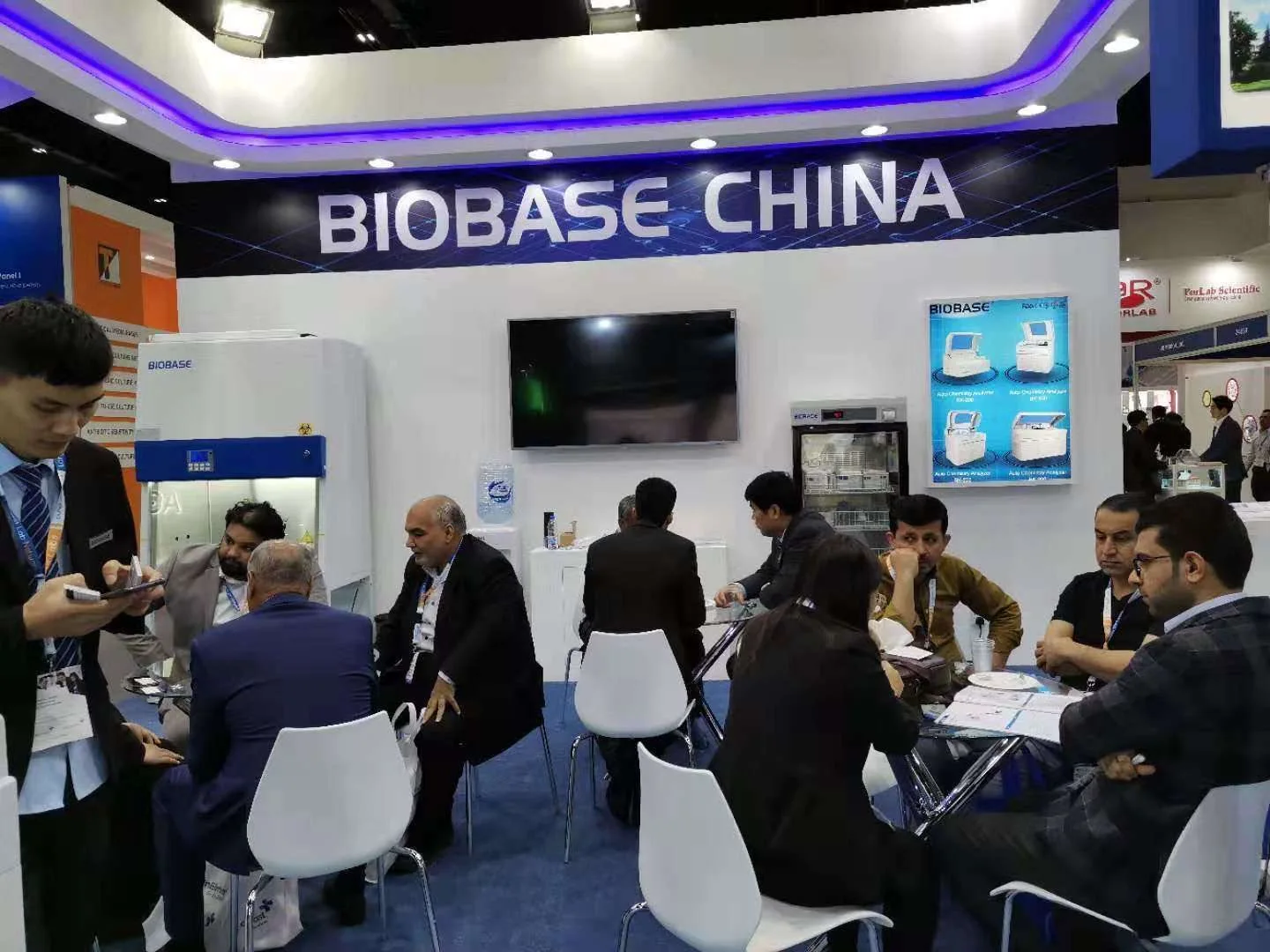BIOBASE Китай маленькие размеры закрытого типа для встроенной вспышки тестер точки