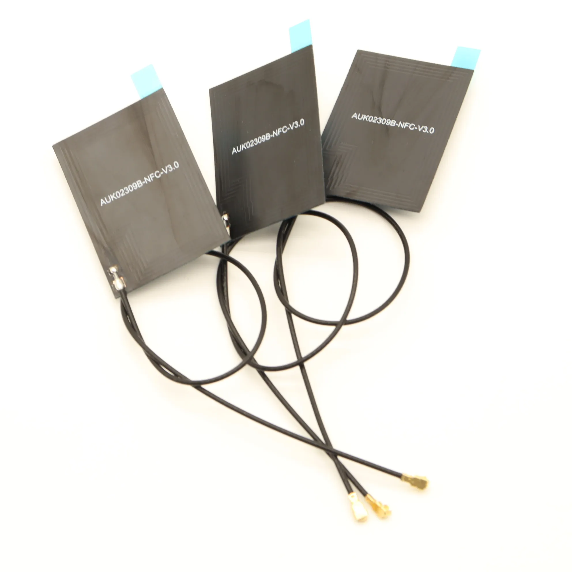 Customized 13.56MHz Antenna 40mm Adhesive Mounting 10cm cable length 3dBi Gain ferrite Internal NFC Antenna