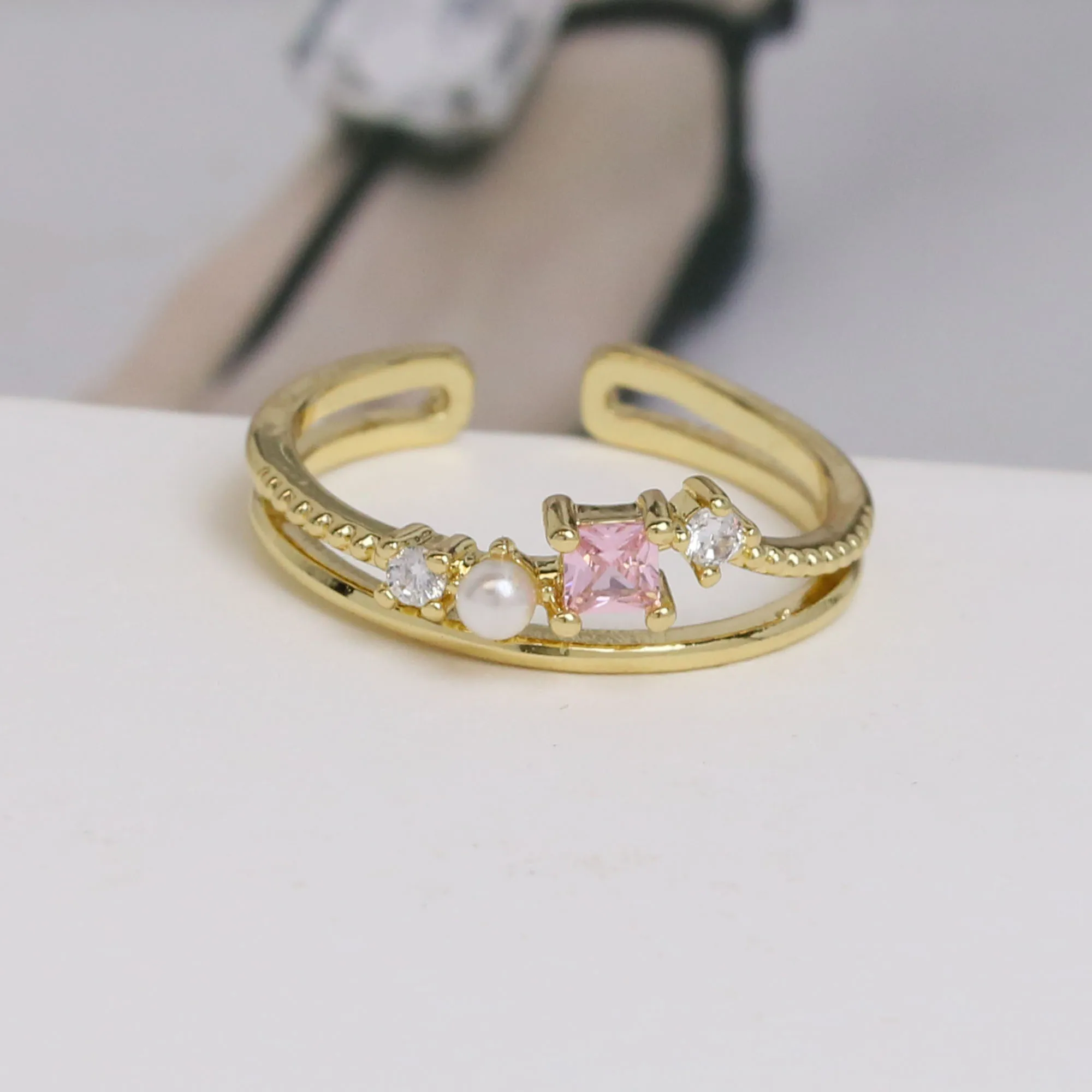 Wholesale Personality Custom Shine Brass Crystal Diamond Zircon Couple Ring Women Accessories Jewelry Gift