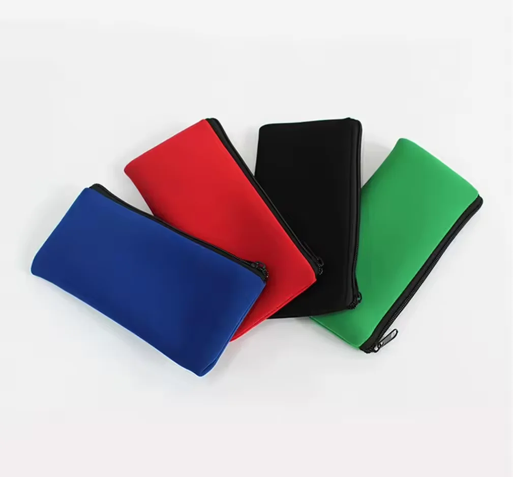 Custom Embossed eco Zipper Pouch Jelly Strap Cosmetic Pouch Neoprene Travel Toiletry Makeup Pencil Pen Bag Factory