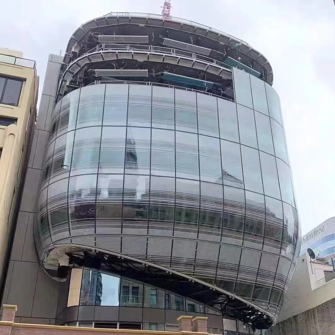 longbo anti-bending hyperboloid insulating glass curvature is accurate without stress spots in the use of museum venues