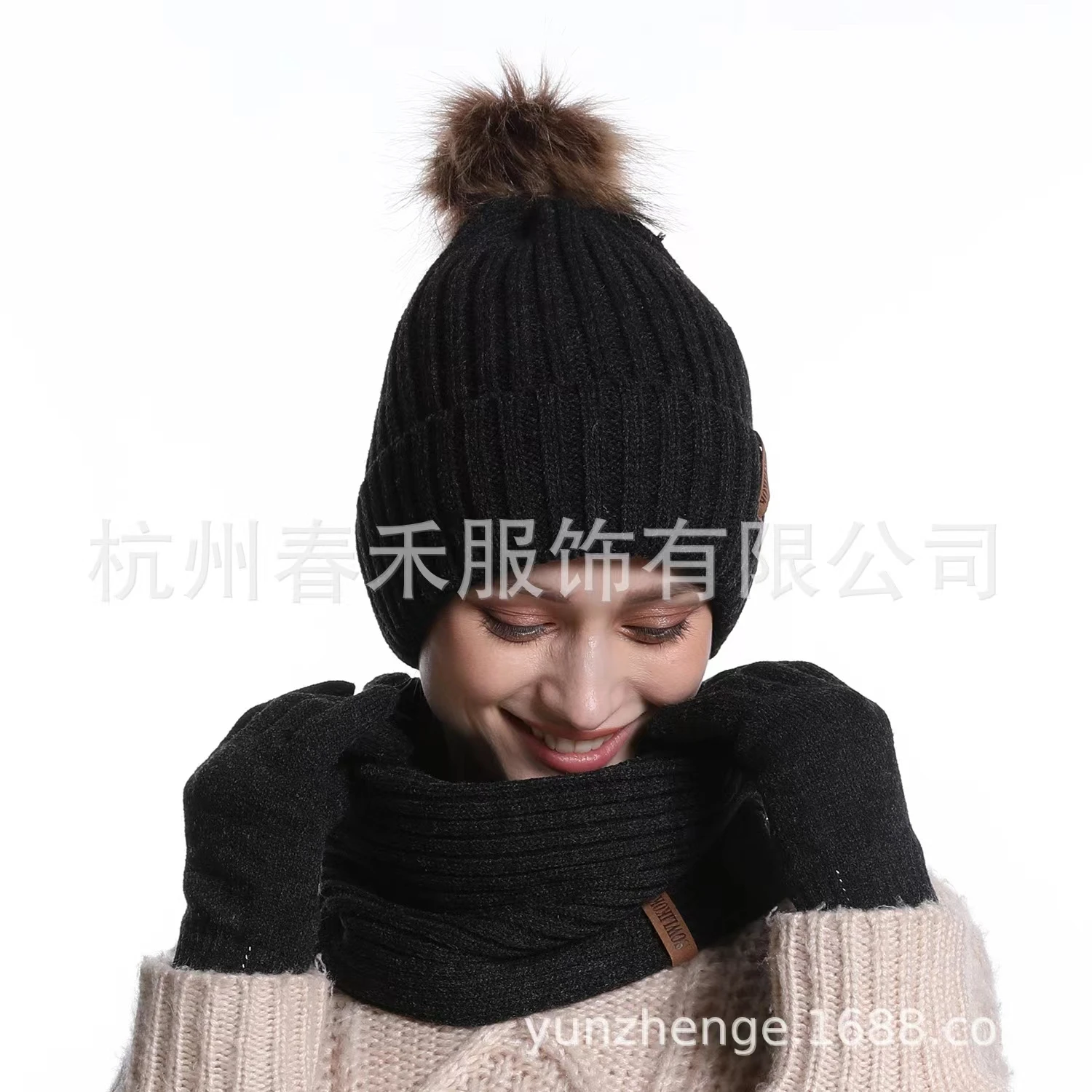 Wholesale Custom Logo Beanie Hat Scarf Glove Set For Adult Windproof Outdoor Sports Knitted Pompom Hat Neck Scarf Gloves Set