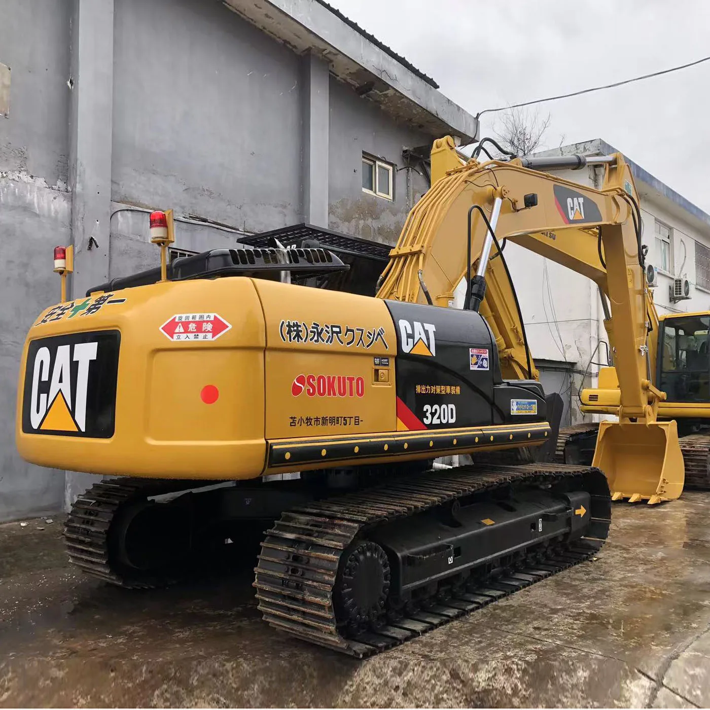 Экскаватор caterpillar cat320d оригинальный экскаватор cat 320d в хорошем состоянии Японии