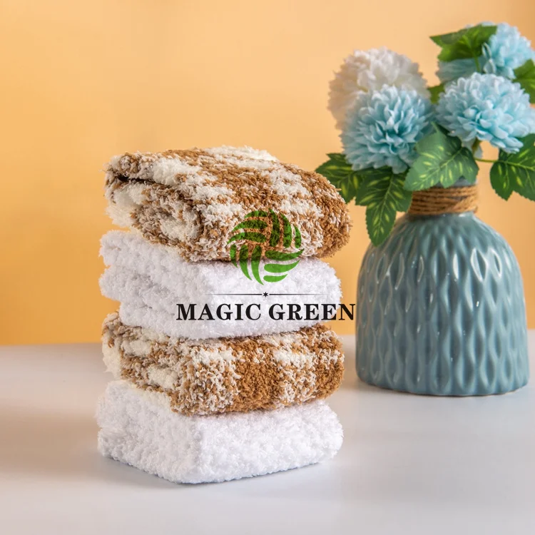 Magic Green wholesale high quality custom logo socks 100% Polyester Cozy Microfiber socks wam socks for women in winter