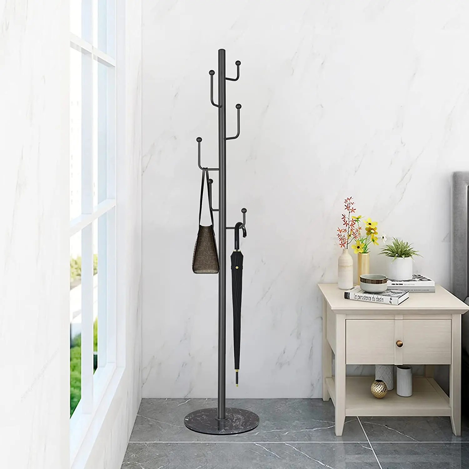 
Nordic luxury Creativity coat rack Simple Modern Bedroom Living Room Home Furniture Gold Metal stand hanger China Clothes Rack 