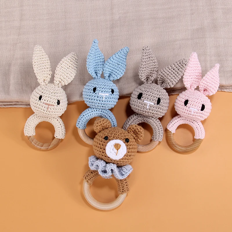 100% Natural Safety Handmade Wood Baby Crochet Rattle Teether Wooden Teething Crochet Rattle for Cheap