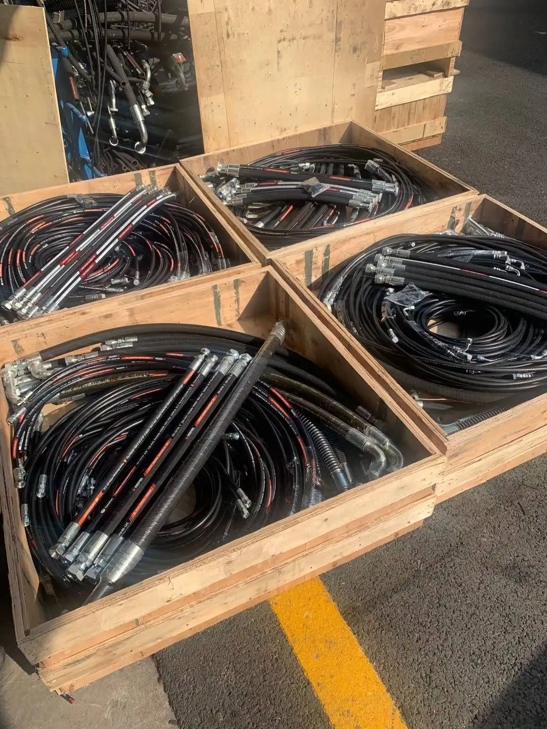High Quality  flexible hydraulic rubber hose R1 R2 R12 R13 for Mechanical equipment