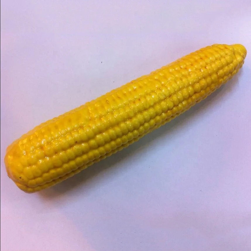 Artificial Corn on the Cob - Decorative Fake Plastic Vegetable Props