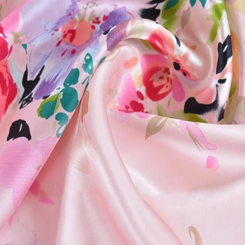 Digital Printed 19mm Elasticity Satin Silk Fabric For Lady Garment