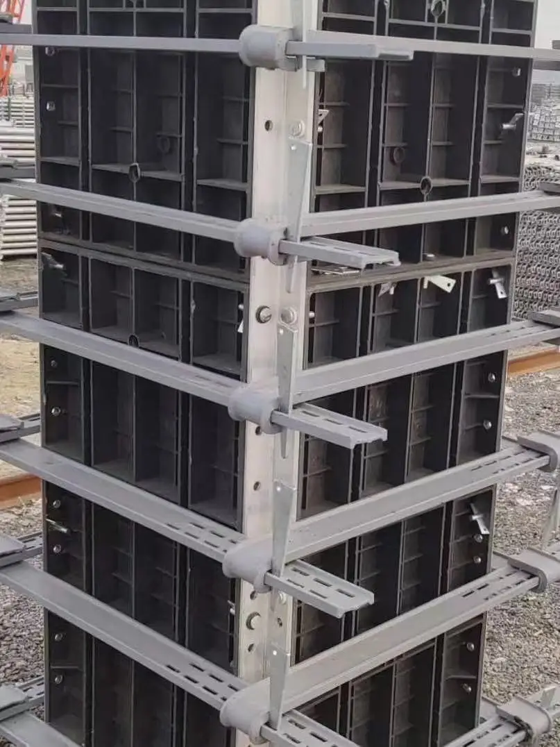 Application of Industrial Design Style Cement Column Formwork in Low Cost Building Construction Formwork Adjustable Column Clamp