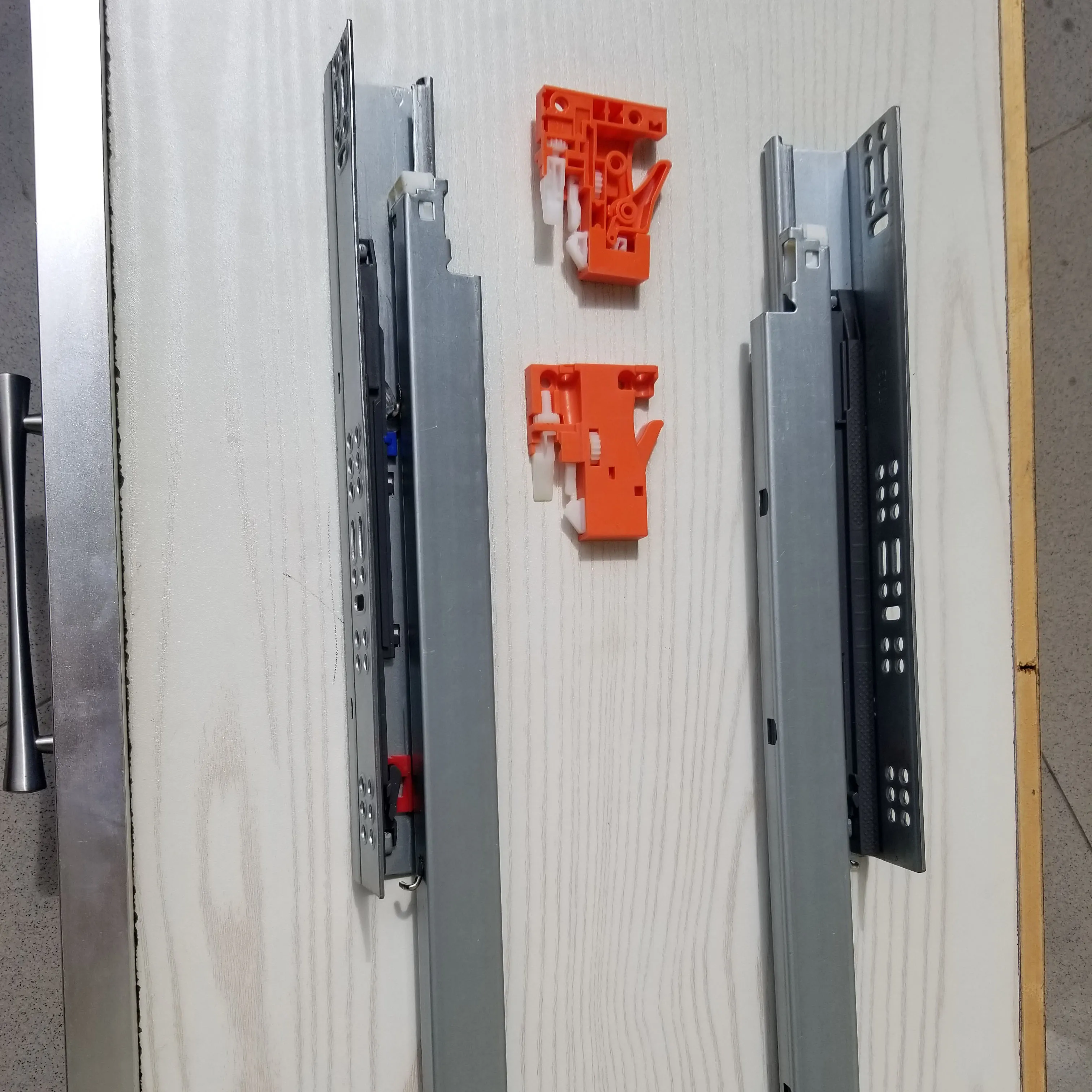 Фурнитура для мебели многофункциональные направляющие открытия мягких закрытых скрытых слайдов