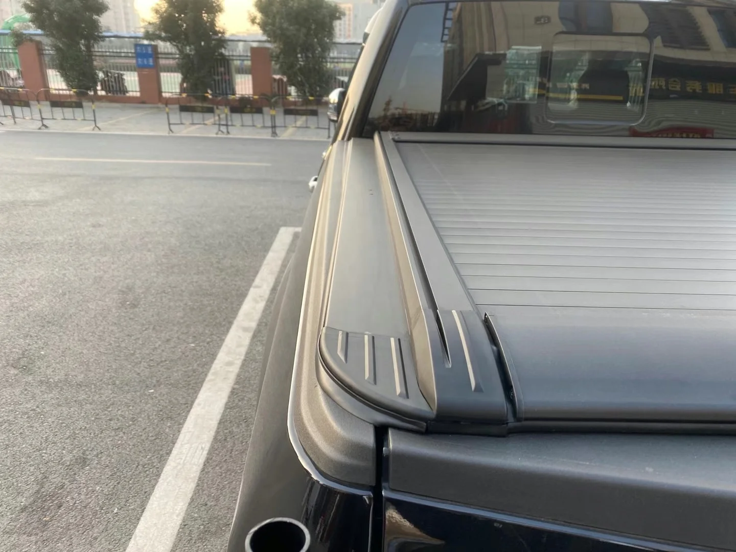 Hot Selling Retractable Tonneau Cover Pickup Truck Bed Lid for Nissan Frontier 2005-2024 5ft(60') Lockable Waterproof Tailbox