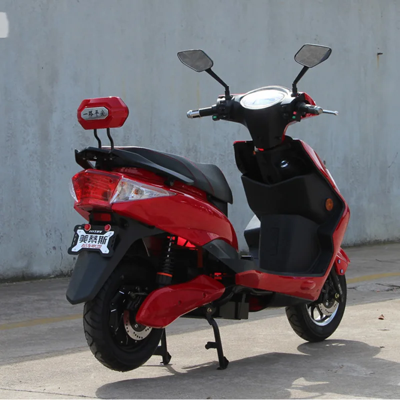 China Wuxi factory 800W 60V new style electric motorcycle self-balancing electric scooter 150kg load for young lady