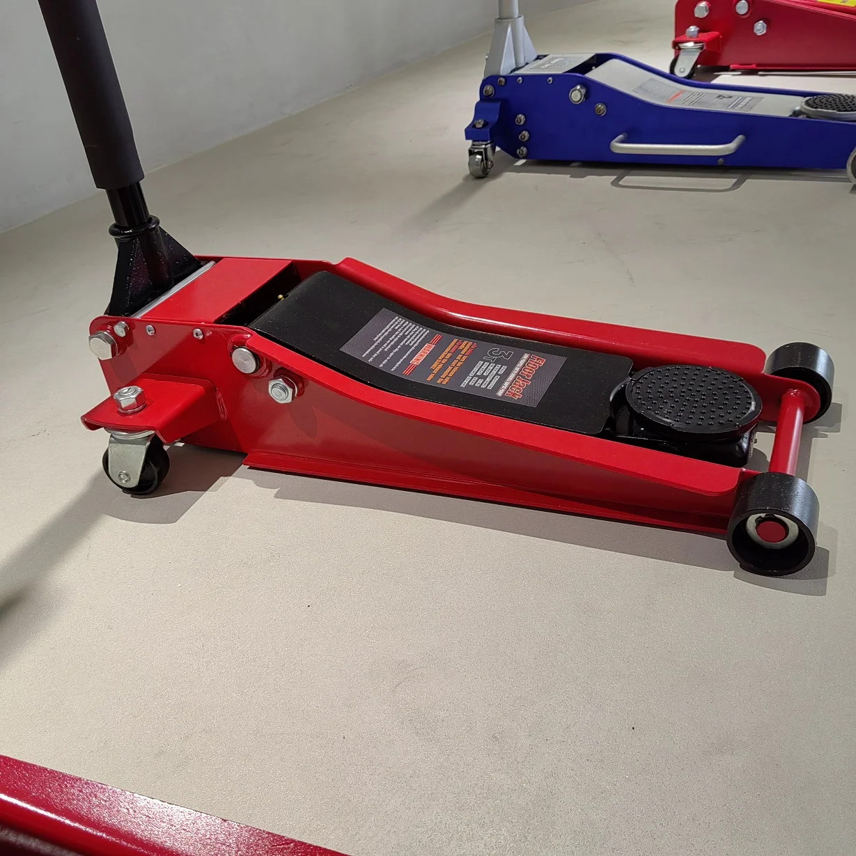 Garage Equipment Hydraulic Lift Cars Jack 4 Tons Flooring Jack Car Mover