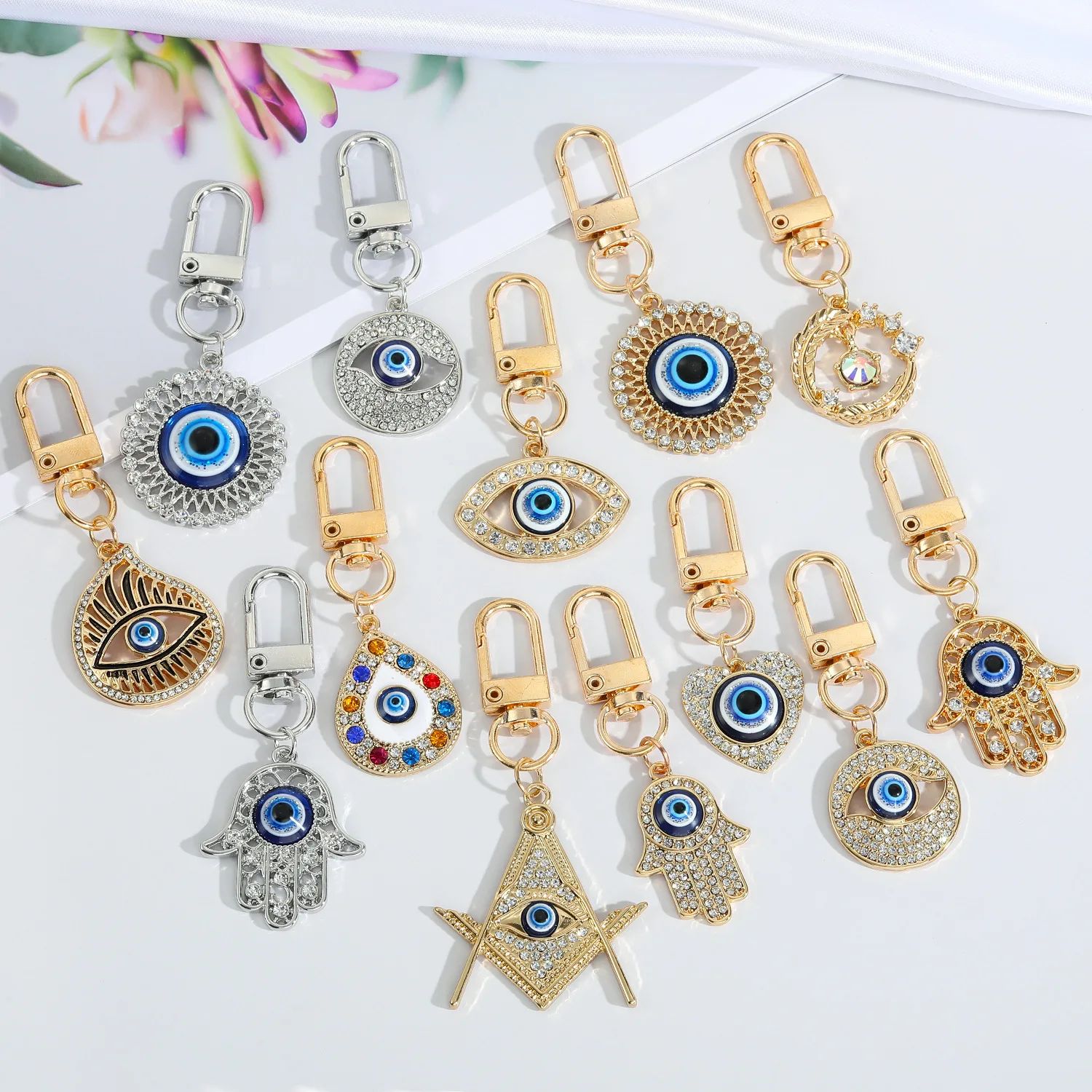 Gold Turkish Evil Eye Metal Ring Ornament Rhinestones Resin Lucky Amulet Car Bag Keys Holder Evil Eye Keychain