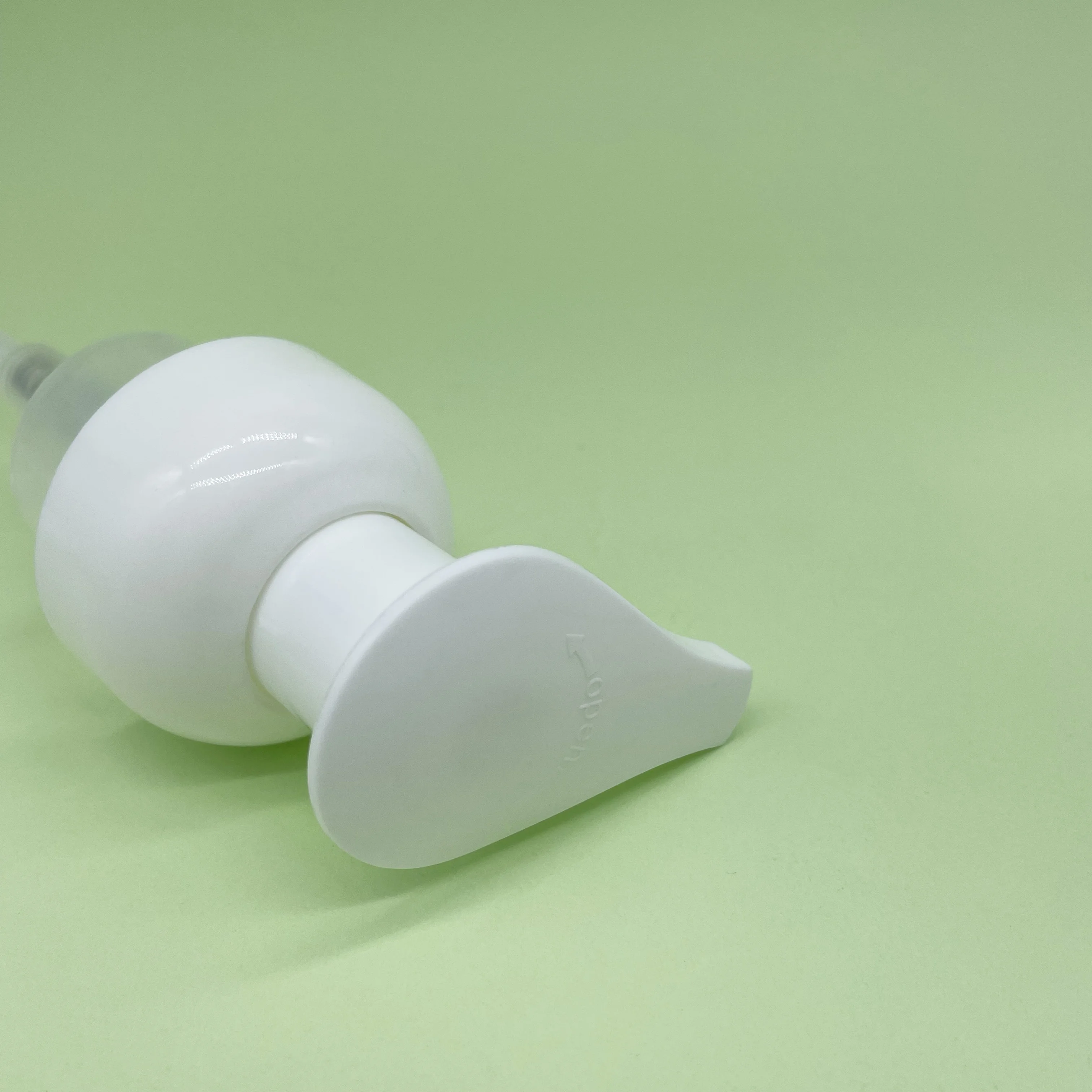 350ml White Plastic Foaming Bottle Facial Cleanser Hand Wash Liquid Soap Plastic Foam Bottle Cosmetic Packaging