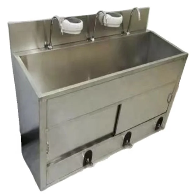 Durable high-quality 304 stainless steel three-person low-back medical sink with gooseneck faucet