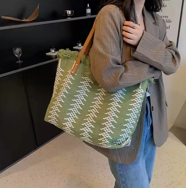 2025 hot sale design handmade woven knitted stripe tote bag Summer Large Capacity Tassel Shoulder Bag for Women