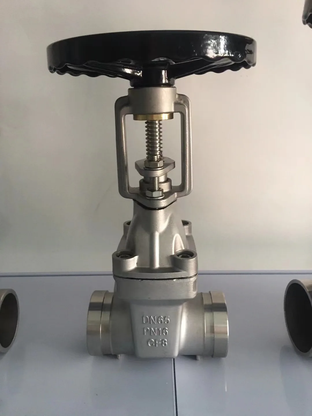 Stainless steel flange gate valve soft seal gate valve ball cast iron gate valve