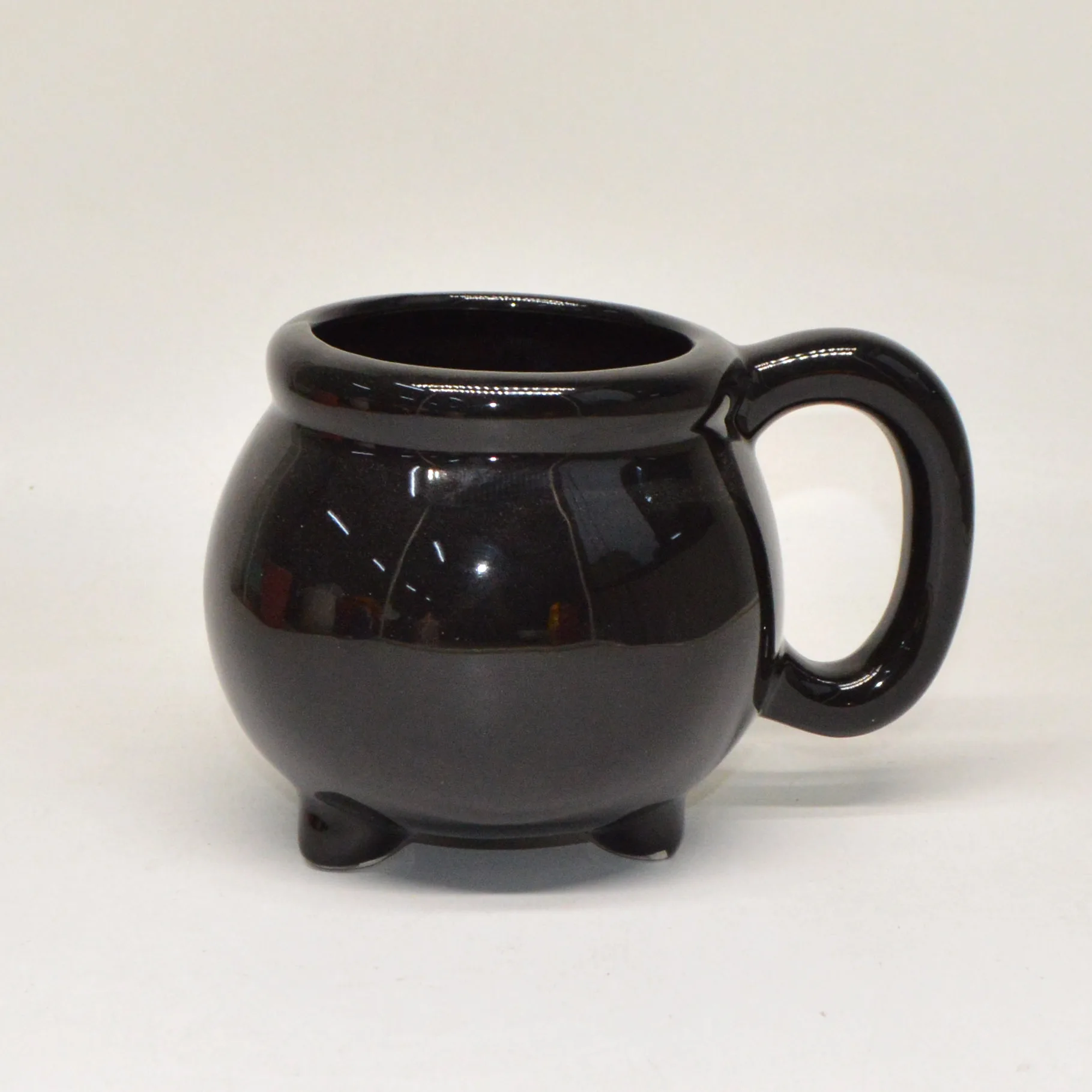 OEM ODM Custom Hand Painted Handmade Halloween Cup Ceramic Fall Witches Brew Mug