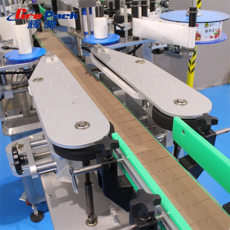 Full automatic round bottle labeling machine auto PET bottle labeler auto plastic bottle labeling machine