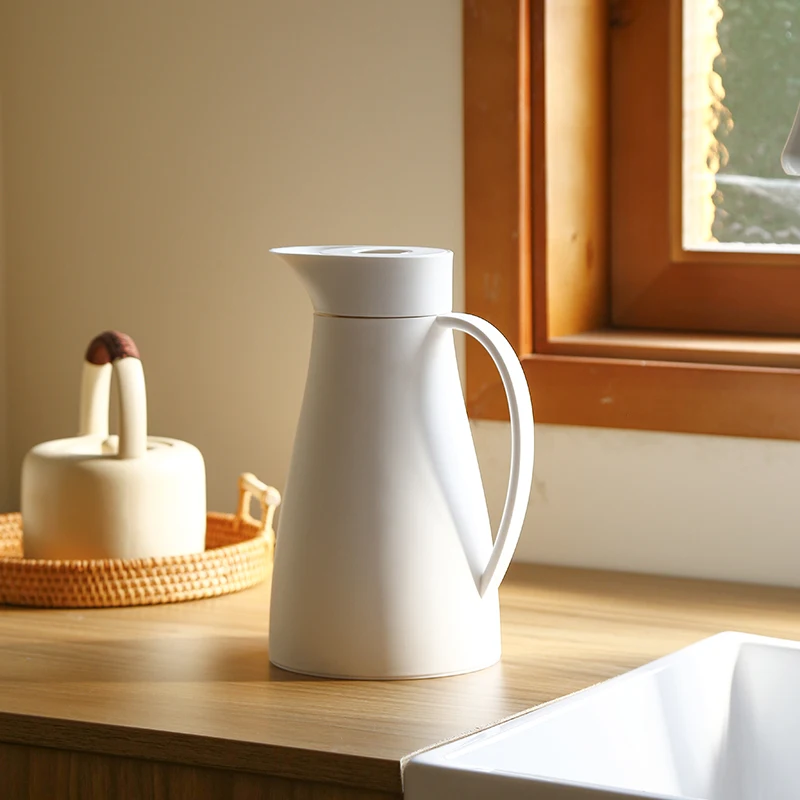 Hot-selling 1 L European Style Plastic Outside Thermal Vacuum Teapot Coffee Pot with Glass Inner