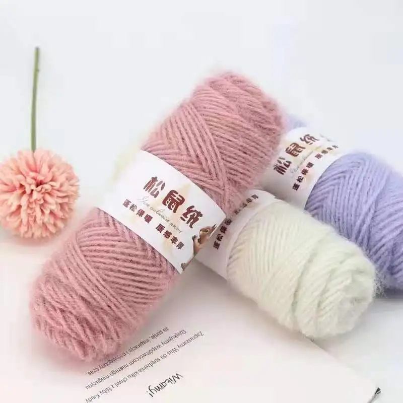 Ready To Ship 3 Strands 37 Colors Soft Squirrel Velvet Yarn polyester furry yarn thick knitting thread for Hat Scarf Sweater