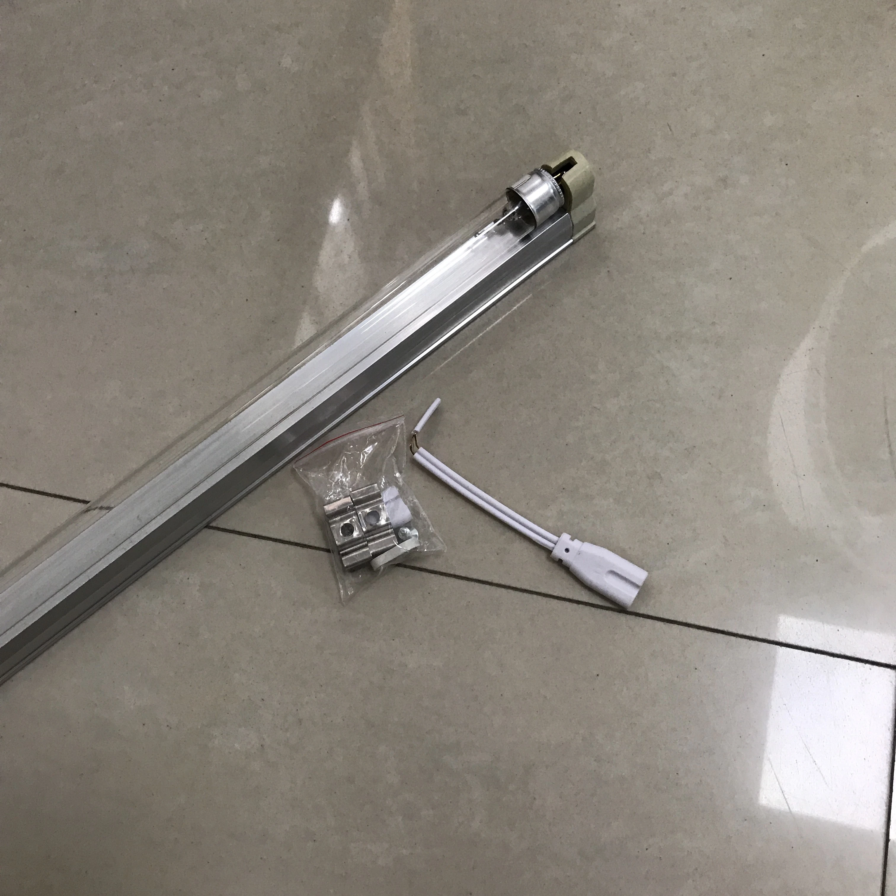 Lamp holder  T5 4W 6W 8W   tube fixture  germicidal UVC 254NM    with ballast plug lamp electronic lighting