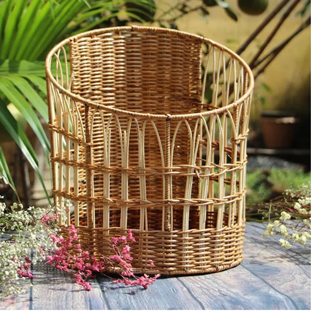 Vietnam Customized Wholesale Belly Straw Basket Woven Natural Handmade Rattan with Handles
