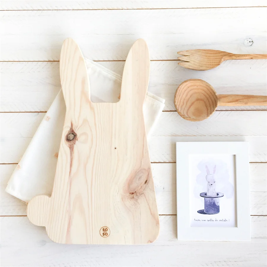 Factory Wholesale Personalised Charcuterie Table Decor Handmade Kitchen Gifts Cheese Board Bunny Rabbit Serving  Wooden Tray