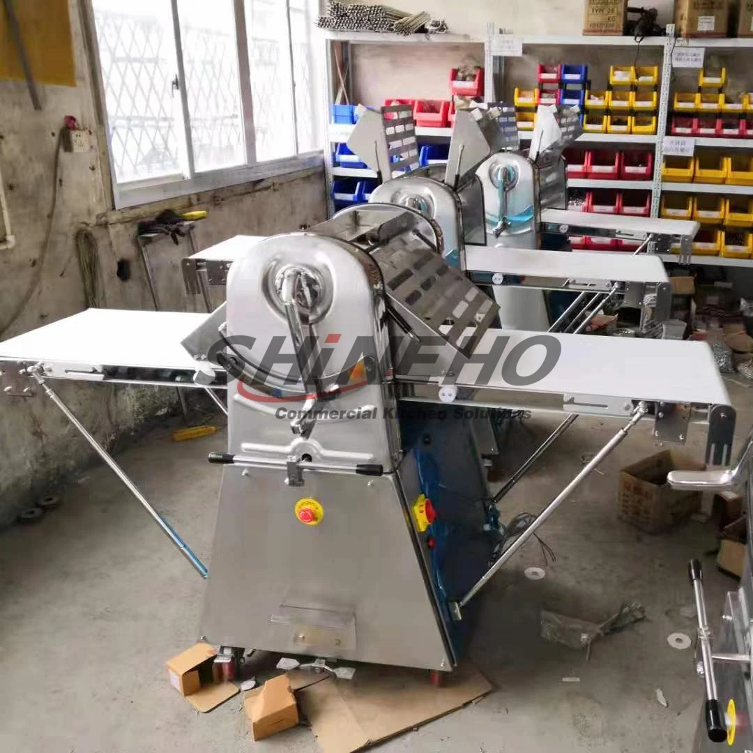 
Vertical Professional Electric Pastry Bread Dough Sheeter Kneader Bakery Laminator laminoir Making Machine 