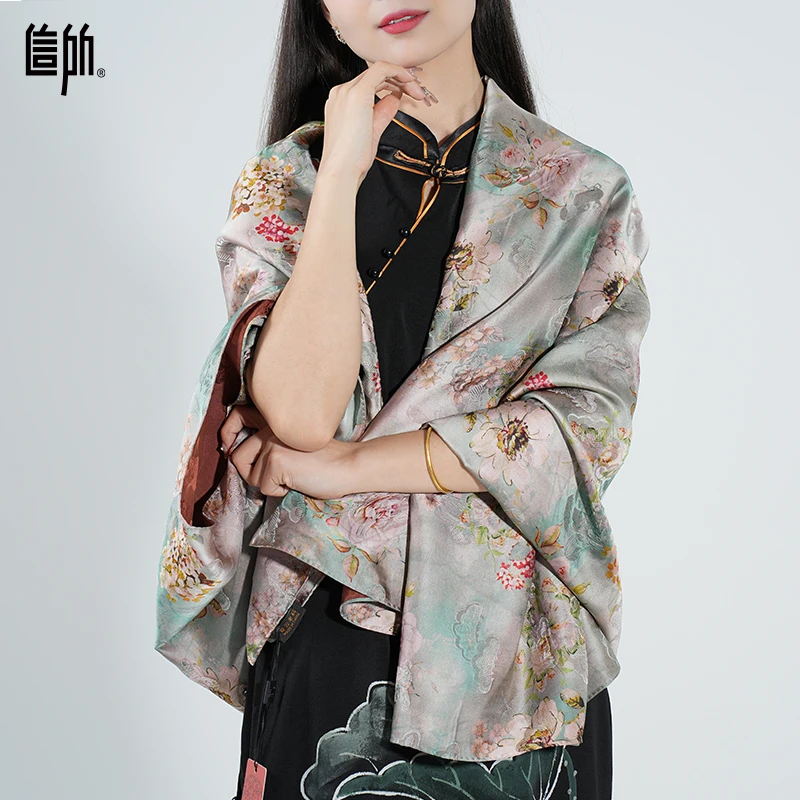 Wholesale Custom Silk Scarves Fashion Printed Design 100% Silk 140*140 Pocket Square Silk Scarf For Ladies