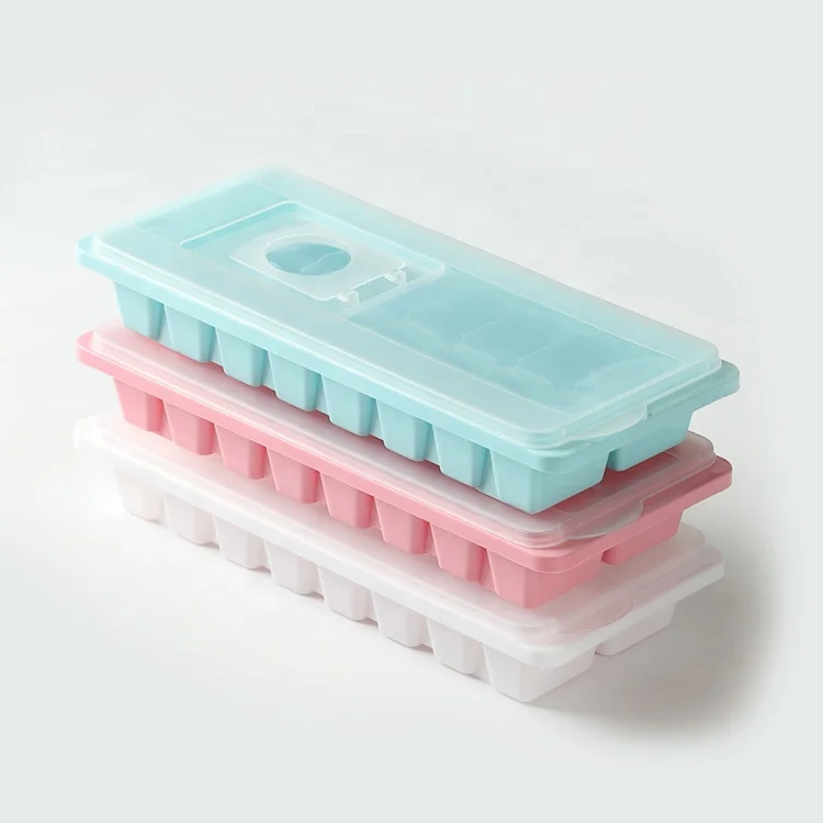 Promotional Gift Items Summer Products Ice Maker Mold with Lid for Freezer Cocktails Plastic Ice Cube Tray