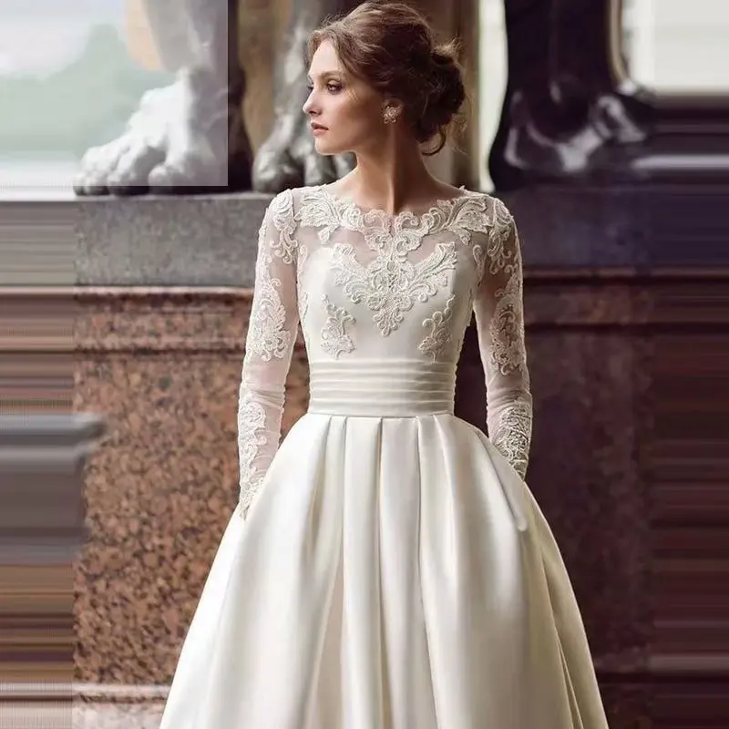 New fashionable wedding dress round neck lace long sleeve slimming bride dress