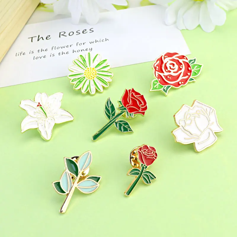 Romantic Red Rose Enamel Pins Flowers Brooches Lapel Backpack Badges Floral Plant Jewelry Lover Mothers Day Gift for Lover