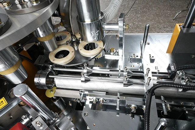 Automatic Paper Glass Making Machine HIGH SPEED PAPER CUP AND GLASS MAKING MACHINE FULLY AUTOMATIC