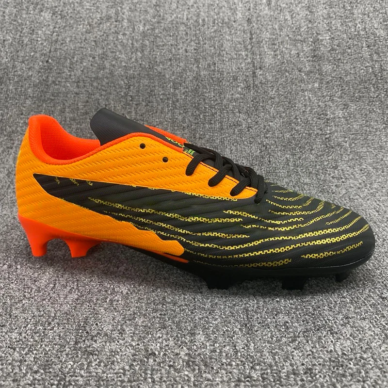New Custom Logo New Men Soccer Soccer Shoes Unisex Cleats Training Football Boots Low Ankle Sport Sneakers