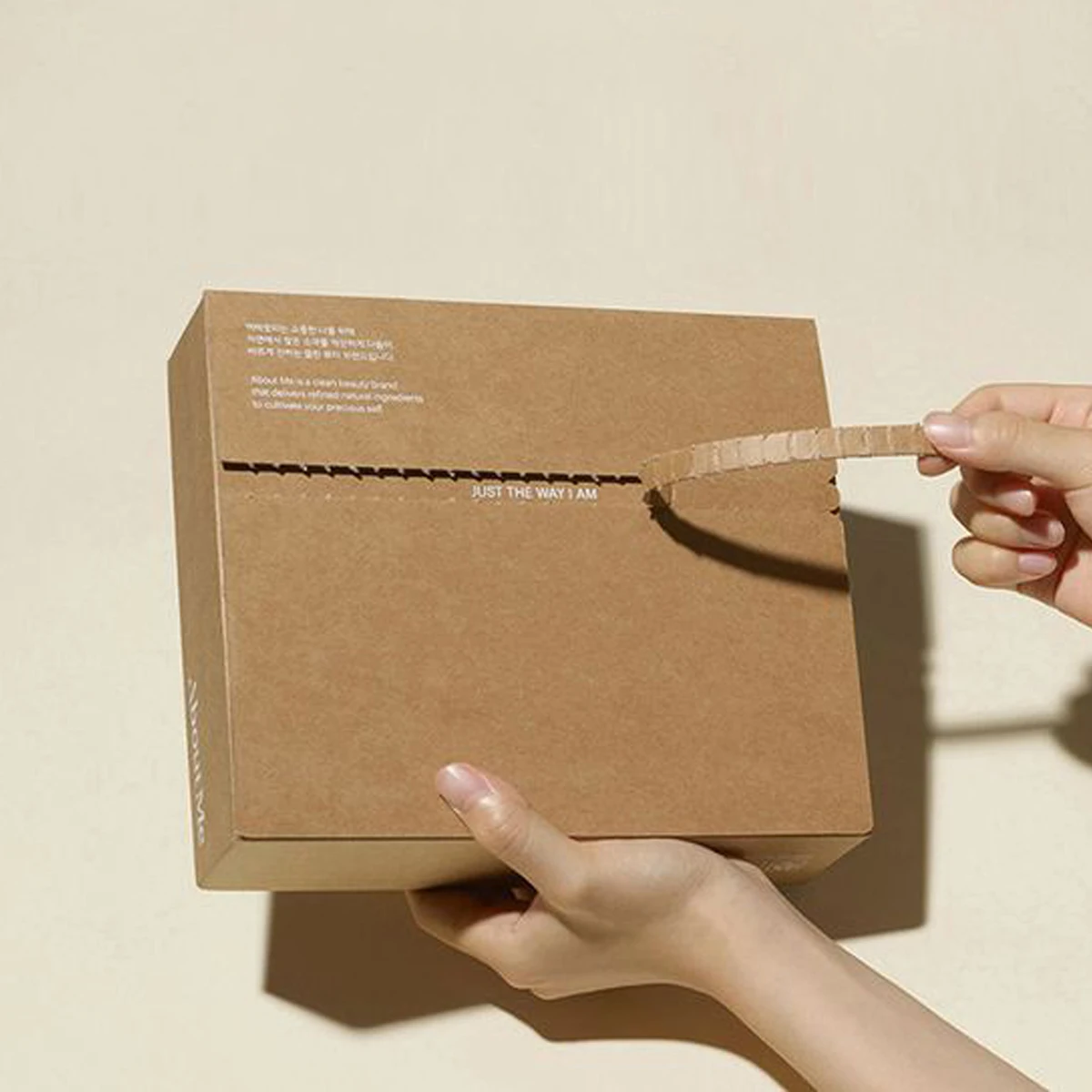 Wholesale Zipper Carton Box Shipping Corrugated Cardboard Storage Carton Box with Zipper Tear Strip