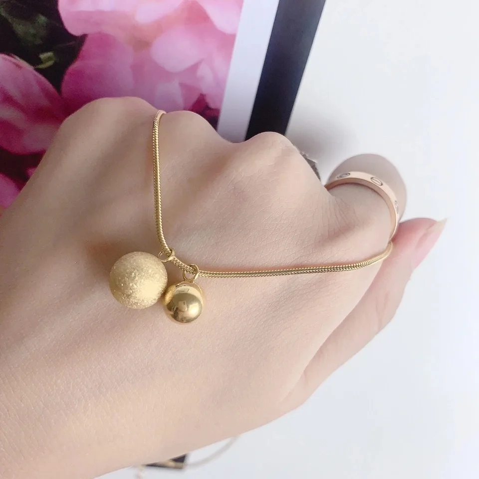 Korean Style Titanium Steel 2023 New Ins Cold Gold Two Frosted Solid Ball Necklace Clavicle Chain Jewelry