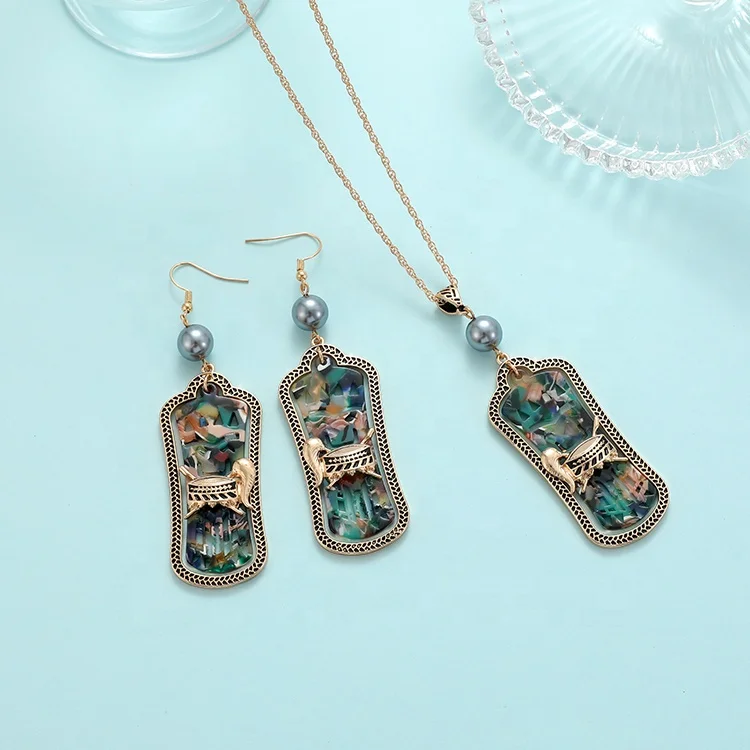  Personalized Gold Plated Jewelry Fashion Charm Alien Hawaiian Acrylic Necklace Earrings For